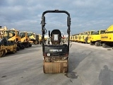 CATERPILLAR CB214E tandem roller