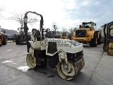 CATERPILLAR CB214E tandem roller