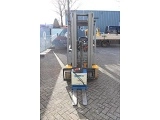 JUNGHEINRICH EFG 320 forklift