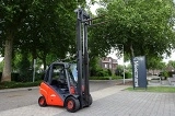 LINDE H 30 D forklift