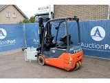 TOYOTA 8 FBET 18 forklift