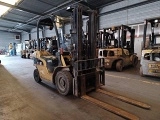 CATERPILLAR GP 25 forklift