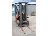 NISSAN UD 02 A 25 PQ forklift