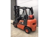 NISSAN UD 02 A 20 PQ forklift