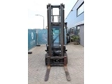 NISSAN Y 1 D 2 A 25 Q forklift