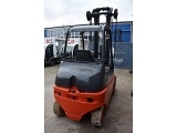 LINDE E 25 forklift