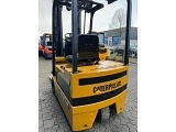 CATERPILLAR F 30 forklift