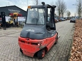 LINDE E30 forklift