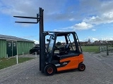 LINDE E25L forklift