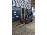 NISSAN UGD 02 A 30 PQ forklift