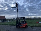 LINDE E 25 P forklift