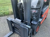 LINDE E 25 P forklift