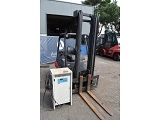 LINDE E30 forklift