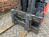 LINDE E30 forklift