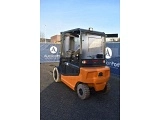 OM XE 50 forklift