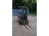 LINDE E 25 forklift