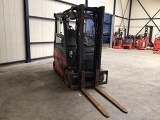 LINDE E 25 forklift