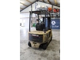 CATERPILLAR EP 25 forklift