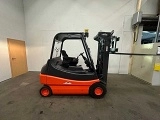 LINDE E 25 forklift