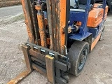 TOYOTA 02-5 FD 25 forklift