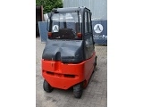 LINDE E 25 forklift