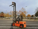 NISSAN EGH 02 F 30 U forklift