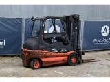 LINDE E30 forklift