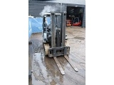 NISSAN UD 02 A 25 PQ forklift