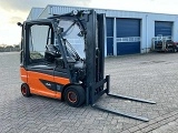 LINDE E25L forklift