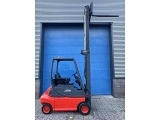 LINDE E 20 forklift