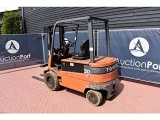 TOYOTA FBM 30 forklift