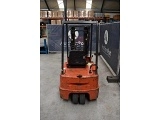 LINDE E15 forklift