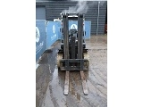 NISSAN UD 02 A 25 PQ forklift