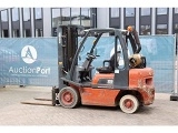 NISSAN UD 02 A 25 PQ forklift