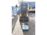 JUNGHEINRICH EFG 320 forklift