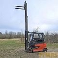 LINDE E35HL forklift