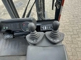 LINDE E30 forklift