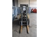 CATERPILLAR DP 25 forklift