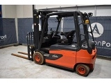 LINDE E30L forklift