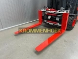 LINDE E35HL forklift