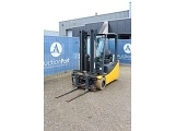 JUNGHEINRICH EFG 320 forklift