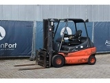 LINDE E30 forklift