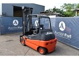 LINDE E30 forklift