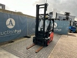 LINDE E15 forklift