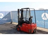 LINDE E15 forklift