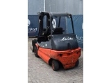 LINDE E30 forklift