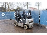 NISSAN UD 02 A 25 PQ forklift