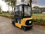 CATERPILLAR EP 30 K forklift