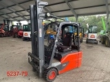 LINDE E18L forklift