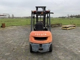 TOYOTA 02-7 FDF 25 forklift